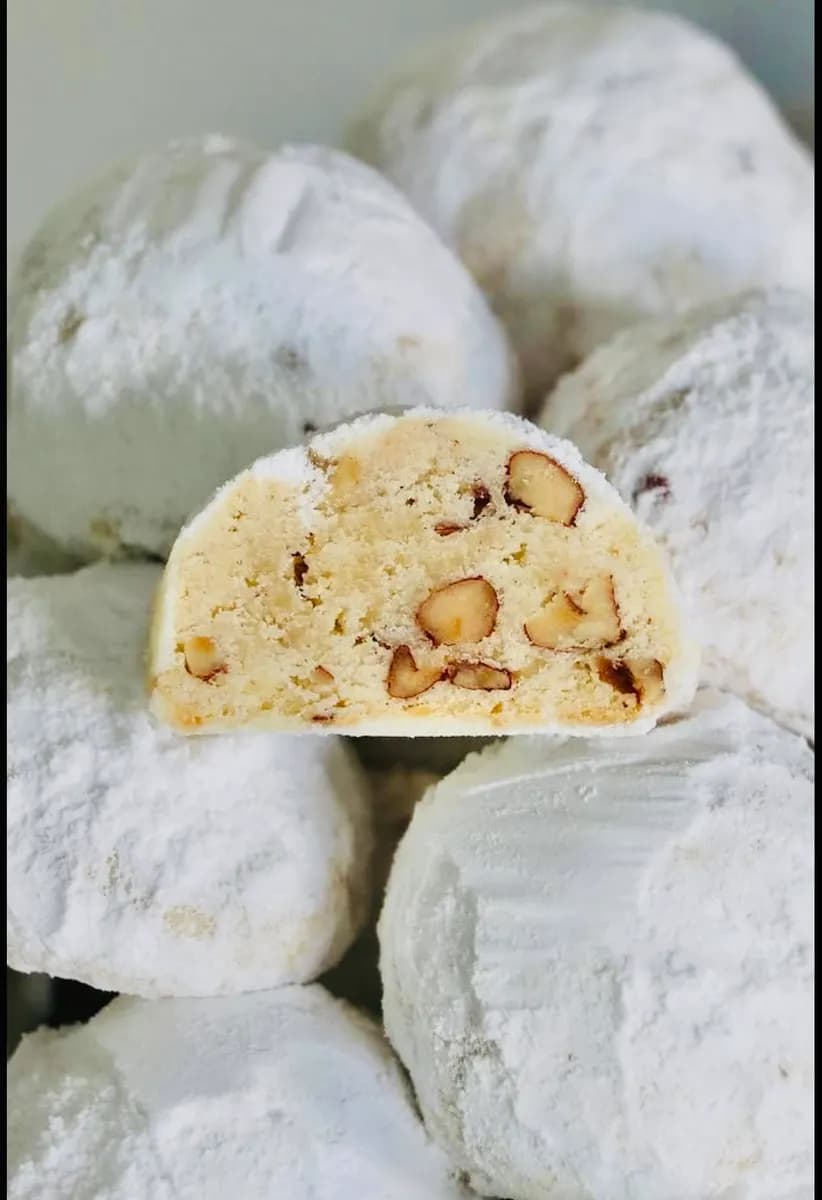 Pecan Kisses